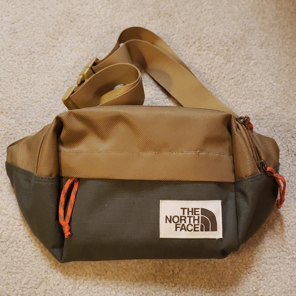 The North Face Heritage Lumbar Bag
